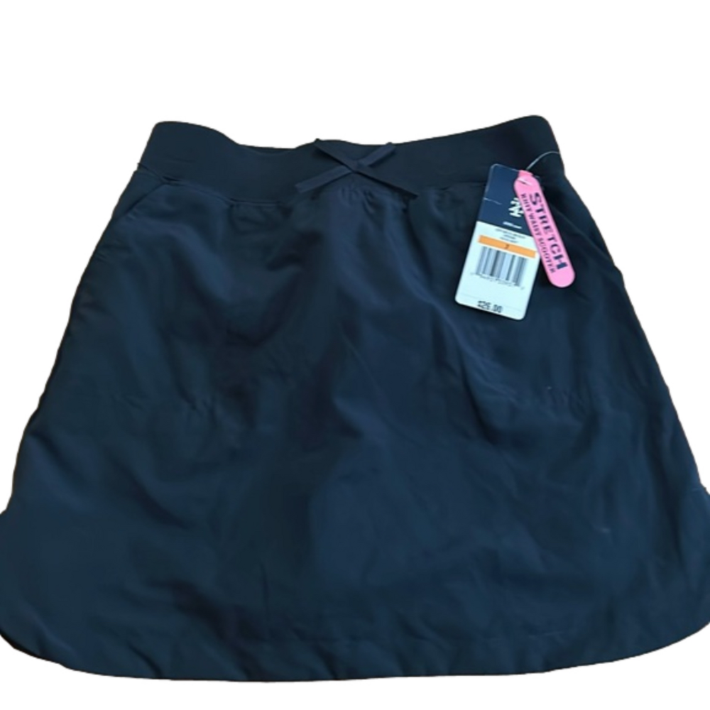 NWT Izod Navy skorts